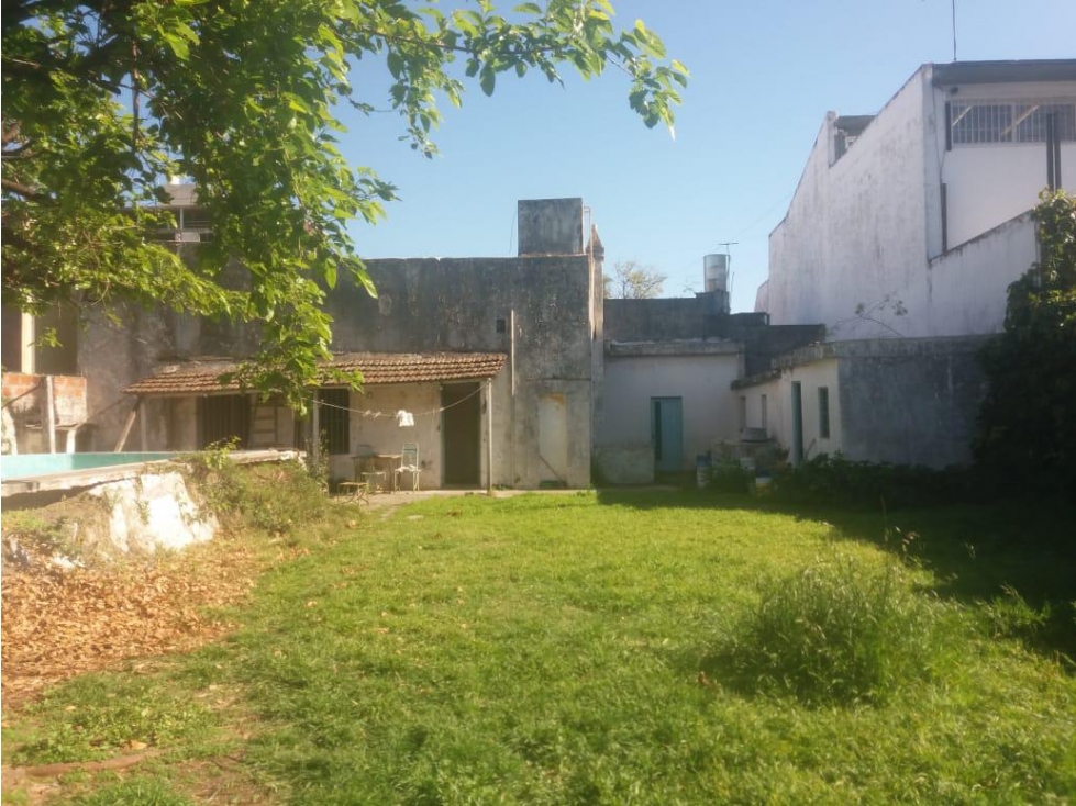 TERRENO con construcción en Zufriategui 900 Ituzaingó Norte AC - 1