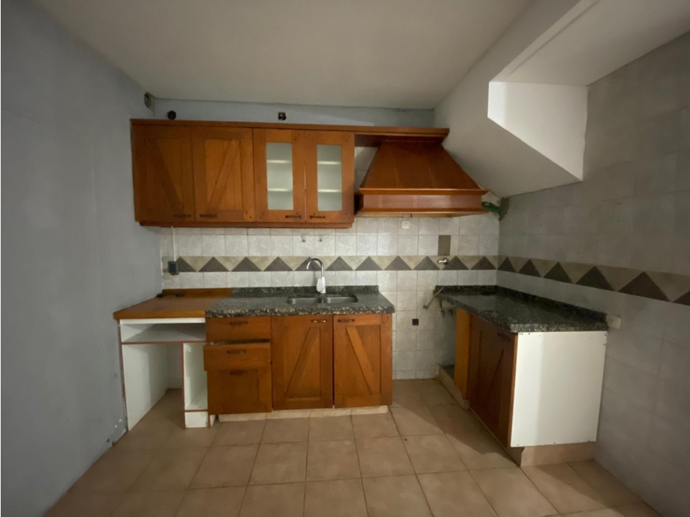 Duplex de 4 ambientes en VENTA - San Antonio De Padua - 6