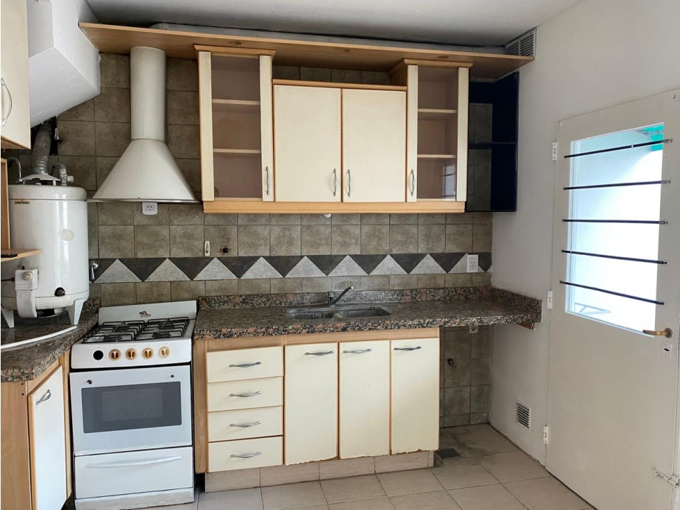 Duplex de 3 ambientes en VENTA - San Antonio De Padua - 2