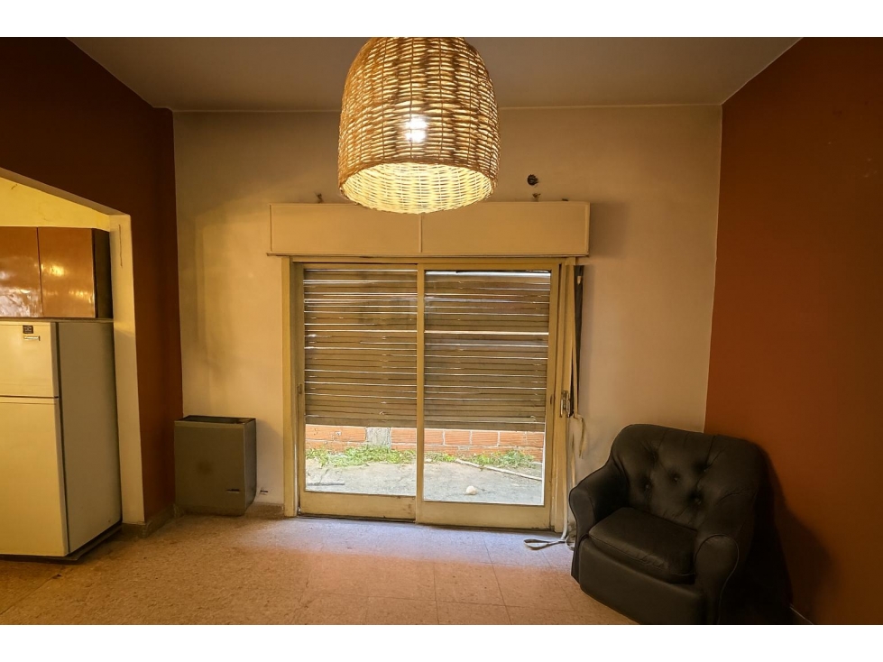 Local y casa de 3 ambienrtes en VENTA, Ituzaingó Sur. — foto 3