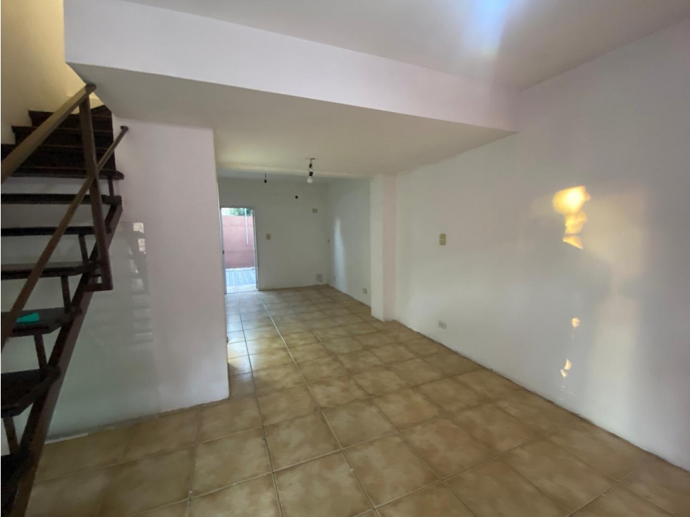 Duplex 3 amb en ALQUILER, Pinto 438 Ituzaingó - 4