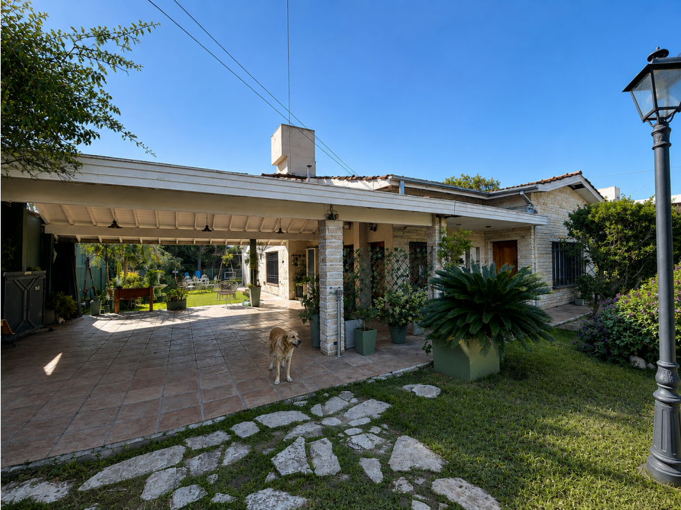 Casa en VENTA, 4 ambientes. Ituzaingó Norte - 3