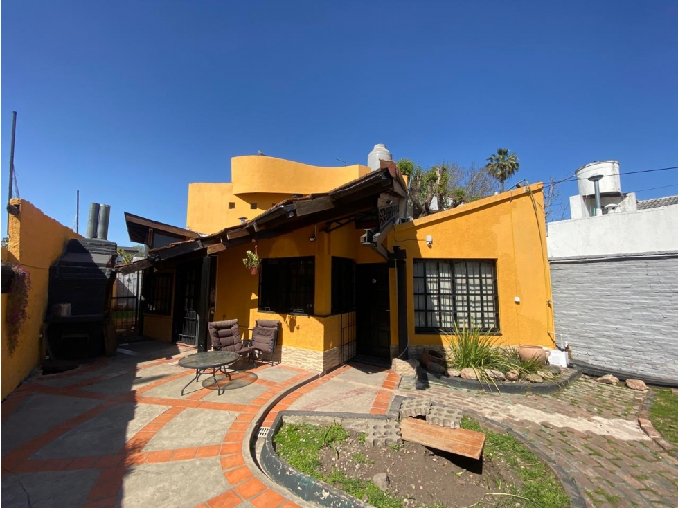 Casa de 3 ambientes en VENTA, Ituzaingó Sur. — foto 2