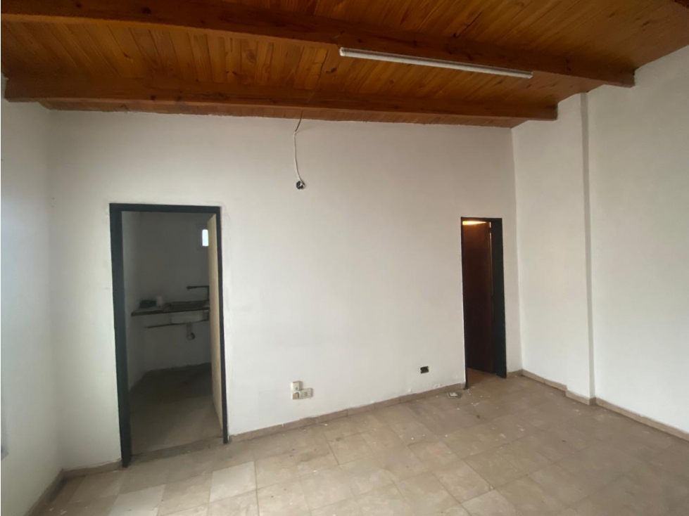 Galpón en Zona Industrial en VENTA - Ituzaingó Norte - 5