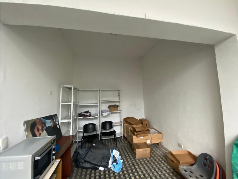 Local en ALQUILER, Av. Rivadavia 21930 Ituzaingó - 6