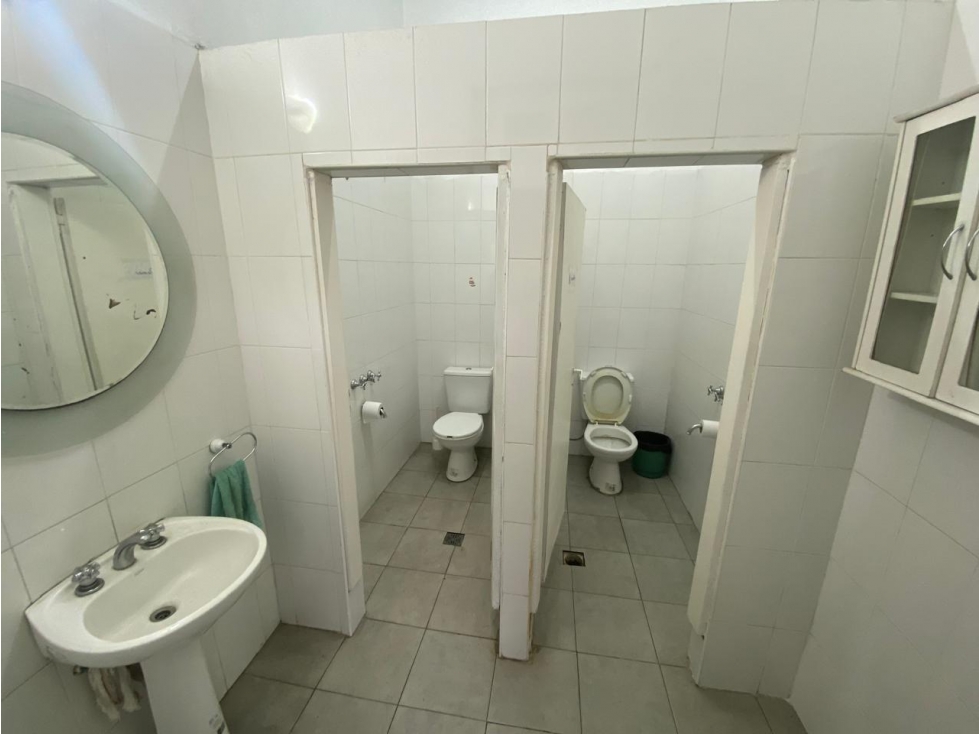 Local en ALQUILER, Av. Rivadavia 21930 Ituzaingó - 5