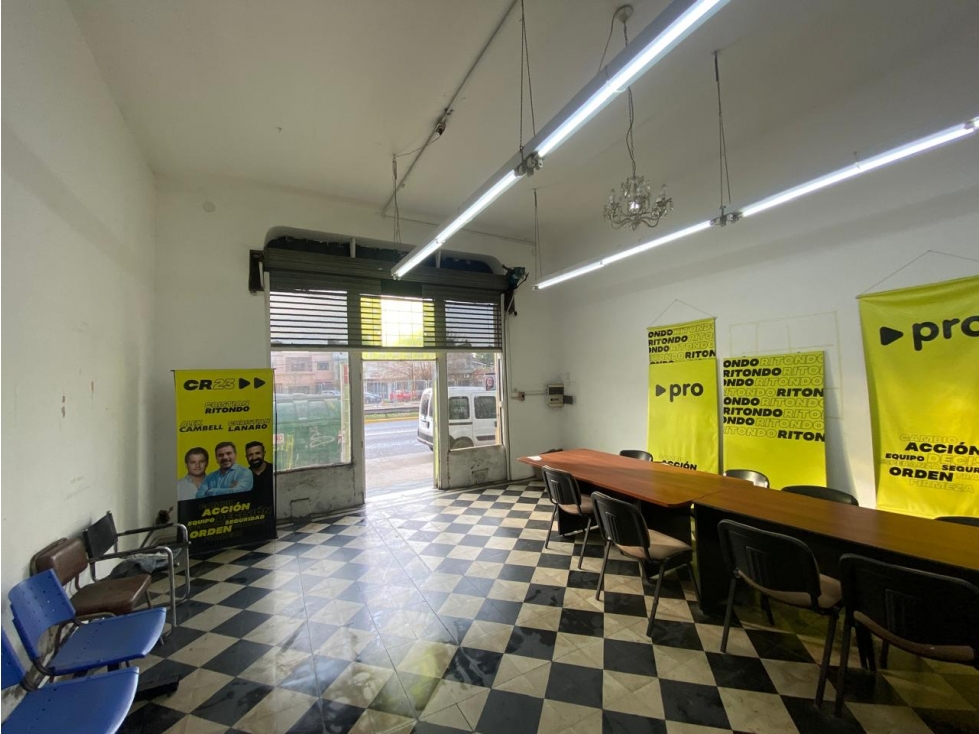 Local en ALQUILER, Av. Rivadavia 21930 Ituzaingó - 2