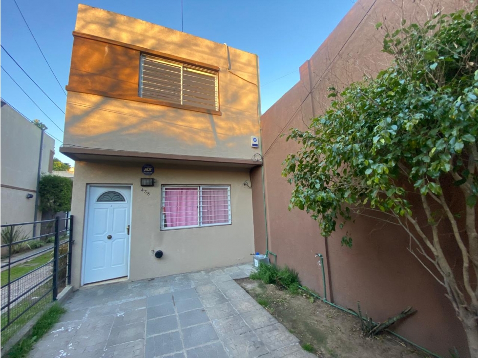 Duplex 3 amb en ALQUILER, Pinto 438 Ituzaingó - 1
