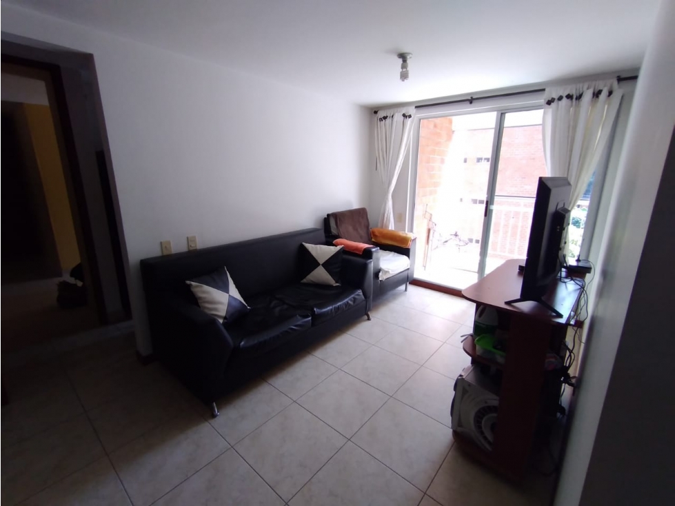Apartamento para la venta en Loma de los Bernal conjunto completo — foto 3