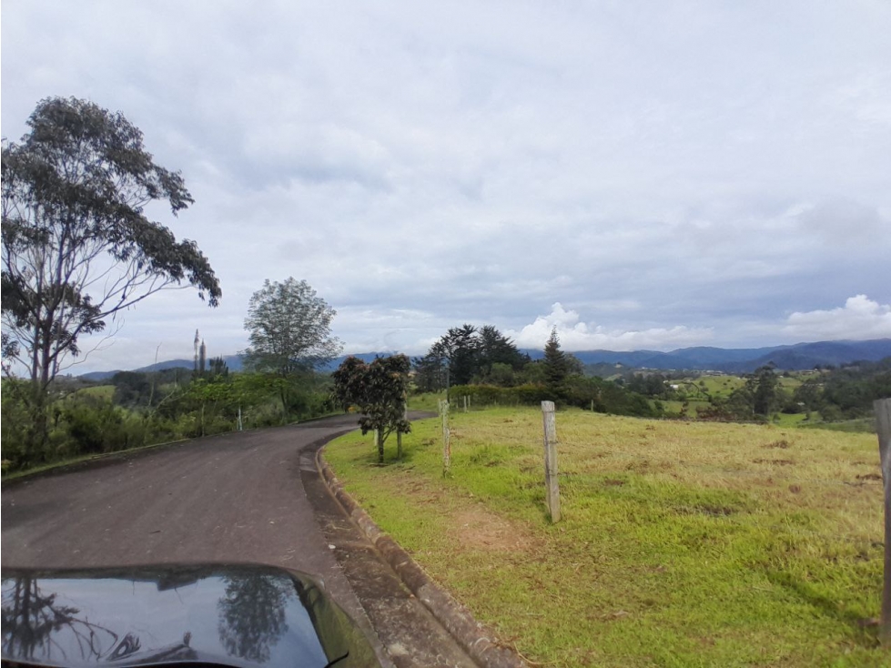 LOTE EN VENTA EN EL RETIRO VIA PANTANILLO RESERVAS DEL RETIRO