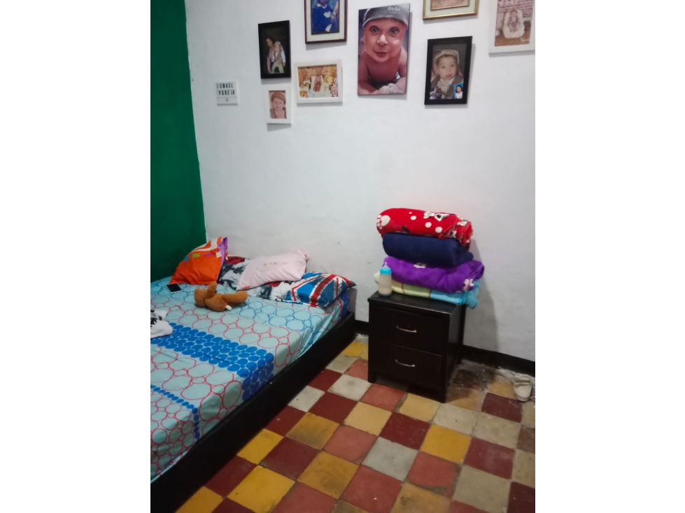 Casa apartamento en venta en Manrique — foto 2