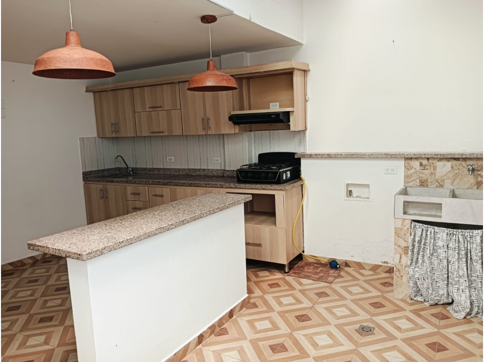 Apartamento en venta en Medellin zona centro a una cuadra del tranvia