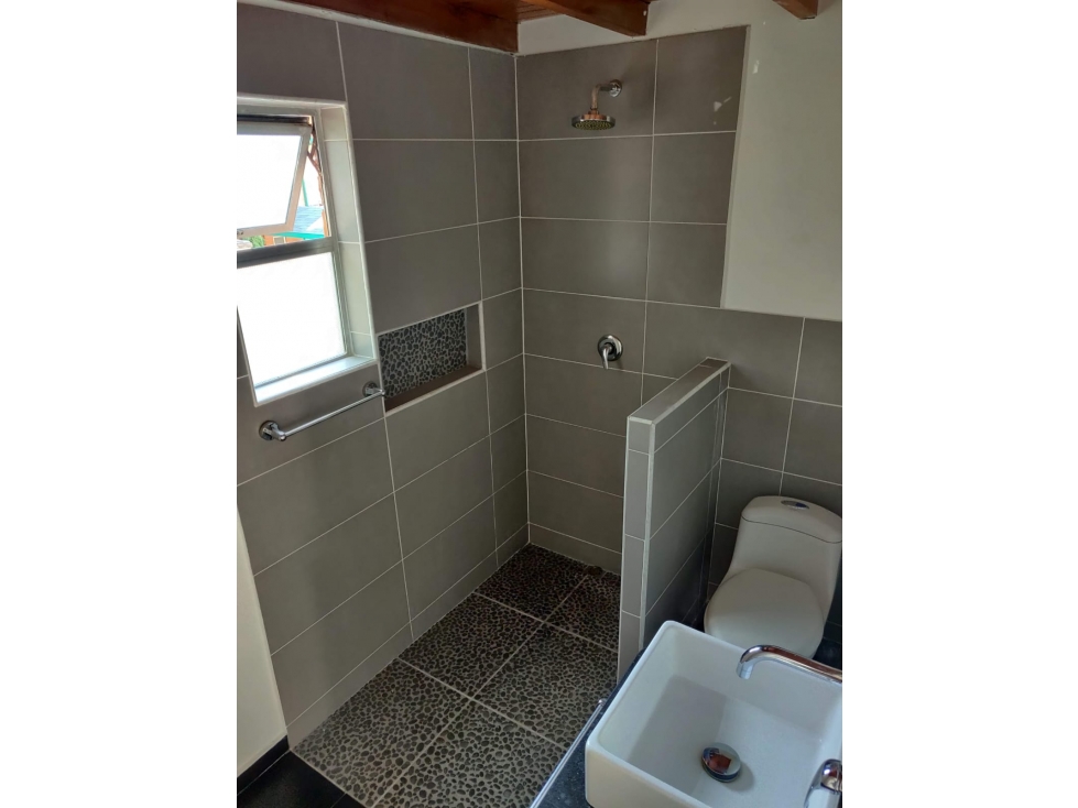 Casa en Venta Belen la Mota de 3 niveles con amplios espacios — foto 2