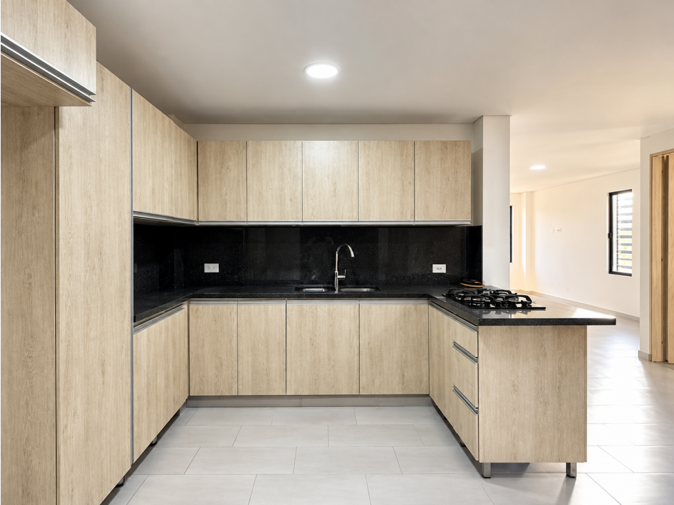 Venta CASA en unidad abierta en EL CARMEN de VIBORAL cerca al Parque - 2