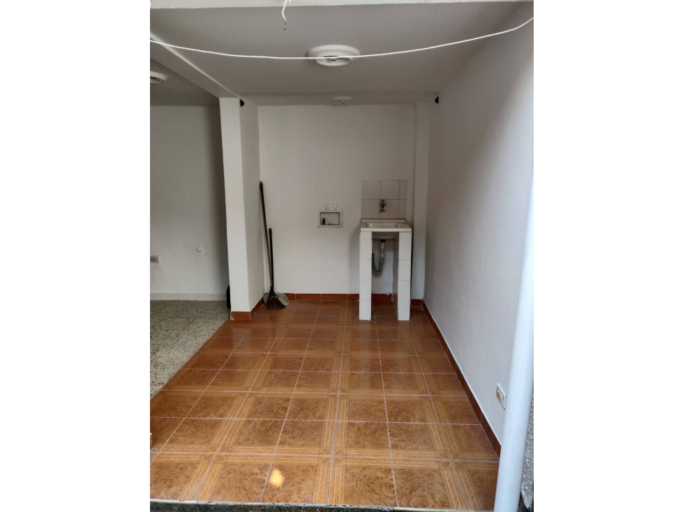 Casa en Venta Belen la Mota de 3 niveles con amplios espacios — foto 4