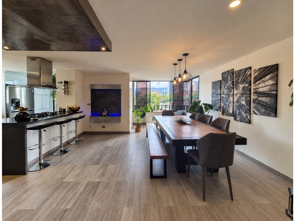 Venta hermoso apartamento remodelado POBLADO- Milla de Oro - 2