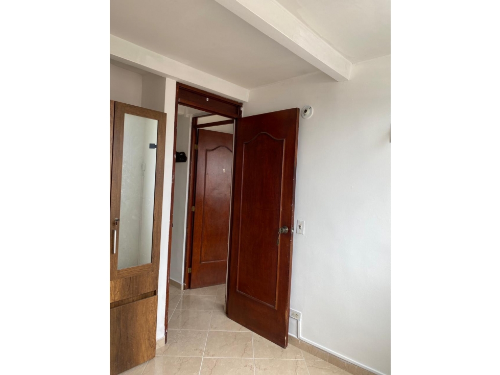 Apartamento en venta guayabal limites con itagui parqueo comun — foto 5