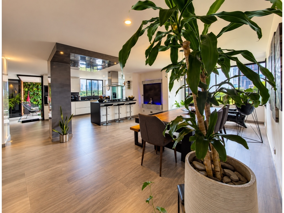 Venta hermoso apartamento remodelado POBLADO- Milla de Oro - 3