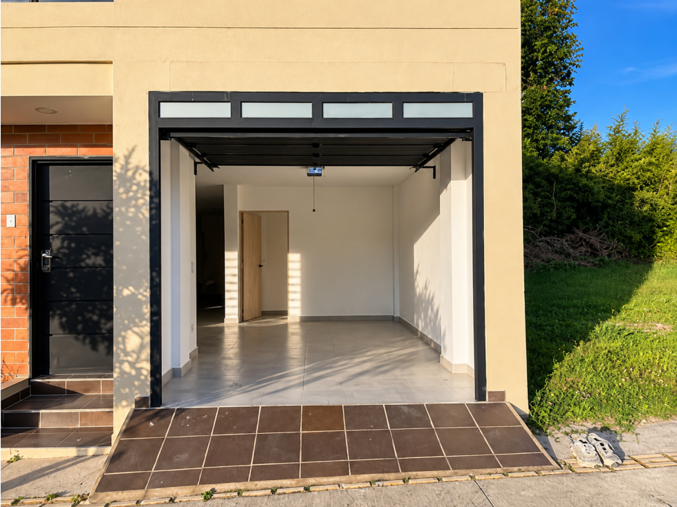 Venta CASA en unidad abierta en EL CARMEN de VIBORAL cerca al Parque - 4