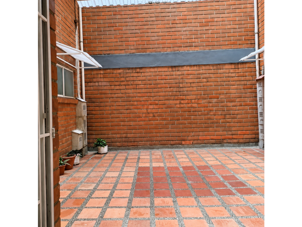 VENTA apartamento SAN JOAQUÍN SECTOR LAURELES- Primer piso - 5
