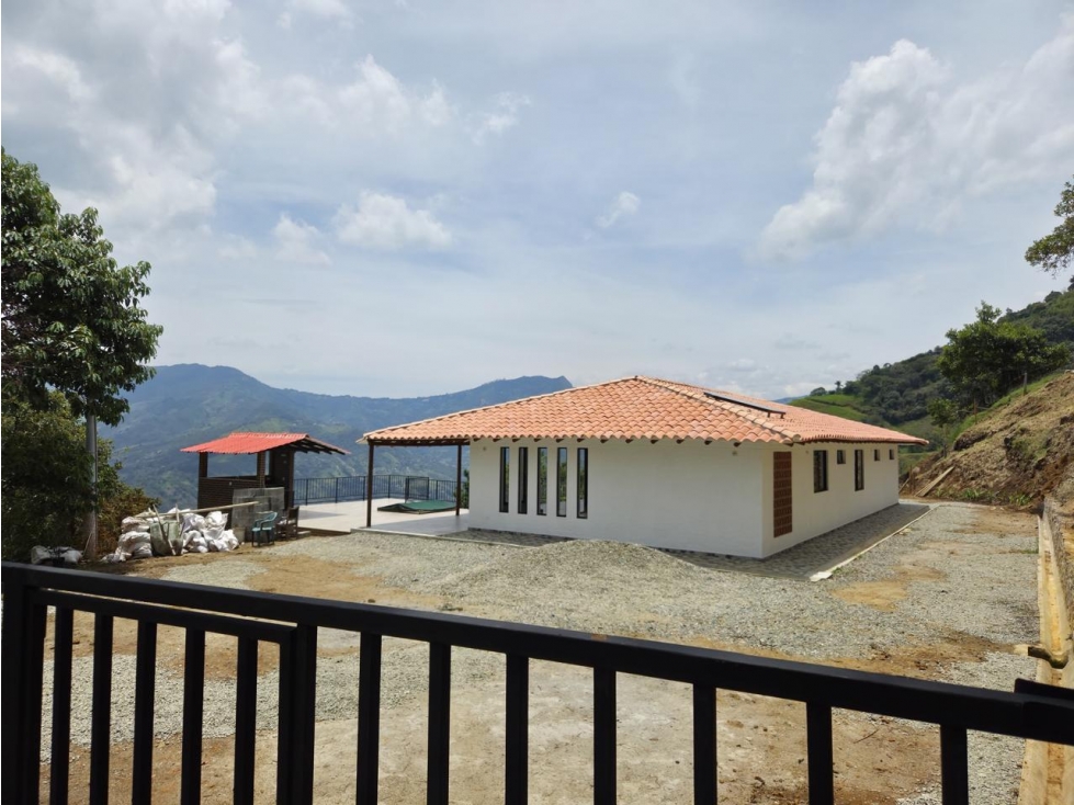 Finca en venta en copacabana vereda zarzal