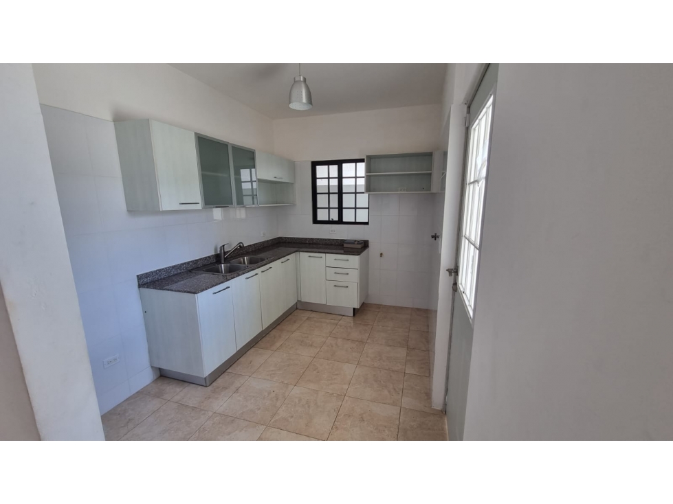 VENTA DE CASA EN VISTAS DEL LAGO 267mts2 - 6