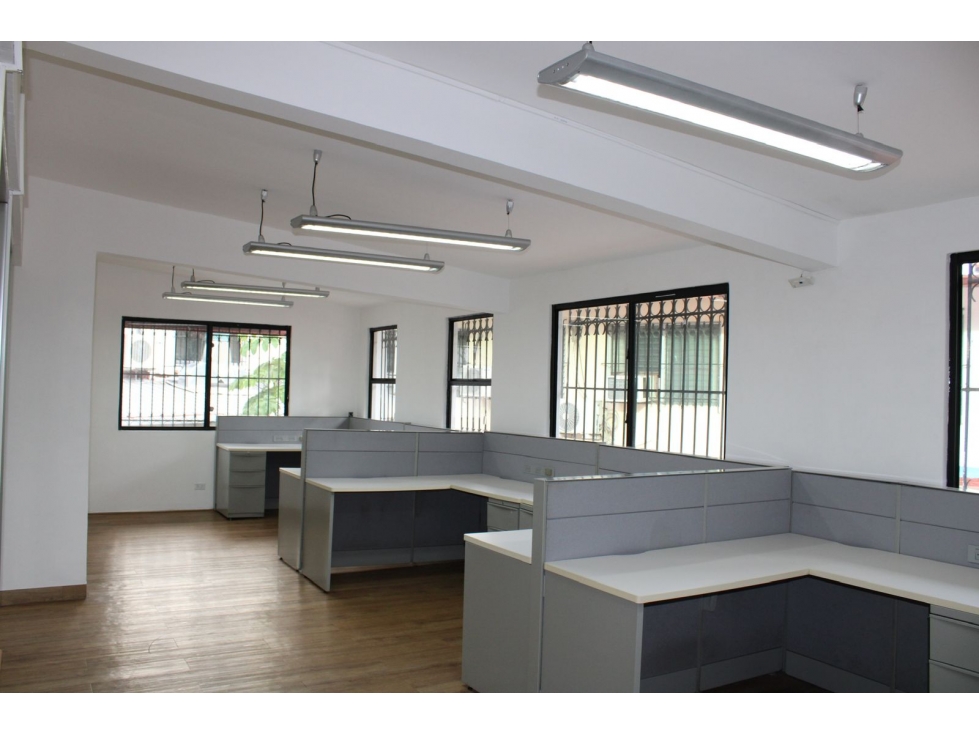 ALQUILER DE OFICINA EN NUEVA PAITILLA 340 mts2 - 6