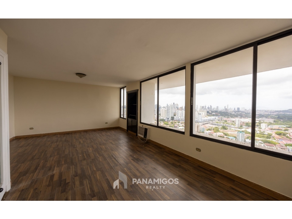 Apartamento en venta con den en PH Pacific Hills- Dos Mares