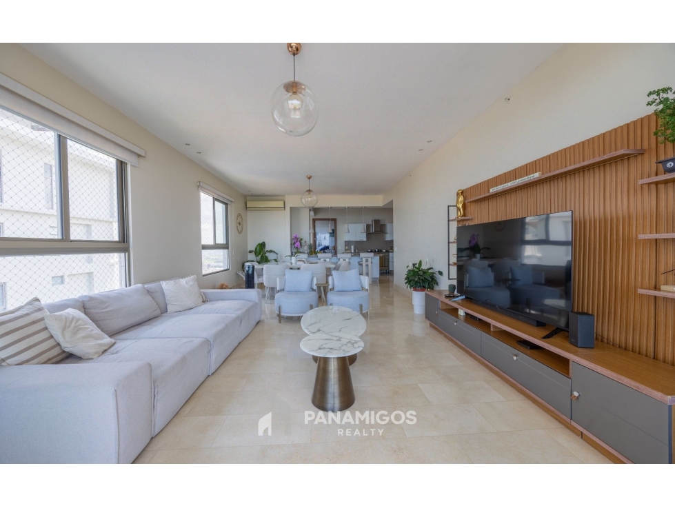 Apartamento de lujo en venta en PH Greenview - Santa María