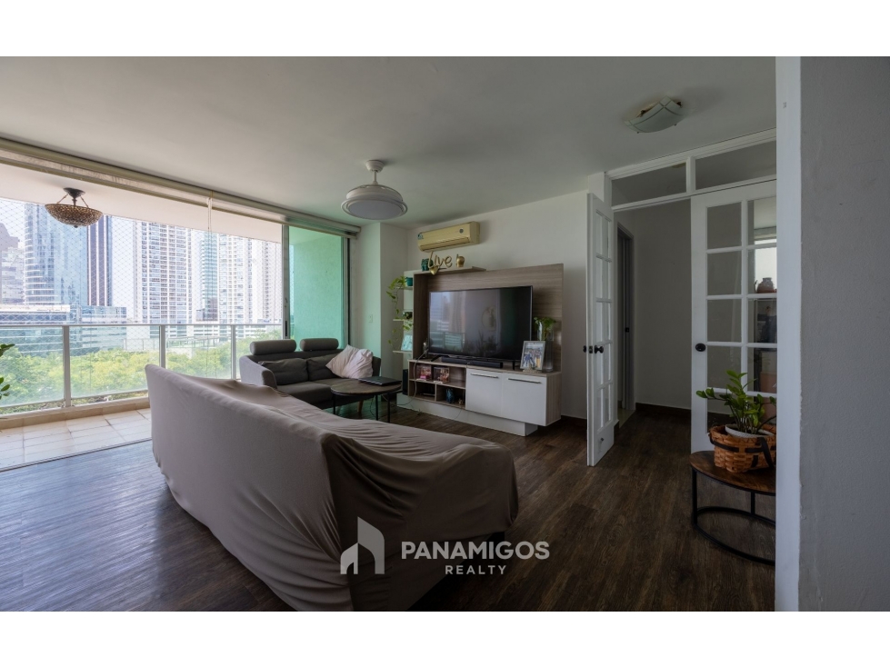 Apartamento con línea blanca en PH Sevilla, Costa del Este