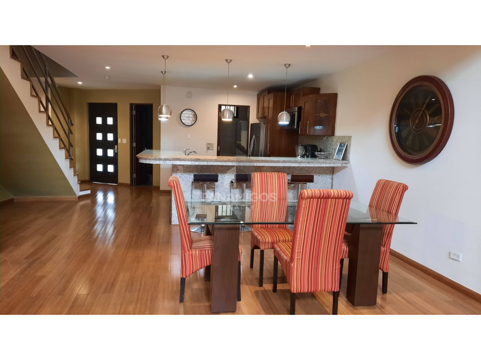 Loft amoblado en venta en Embassy Club, Clayton — foto 2