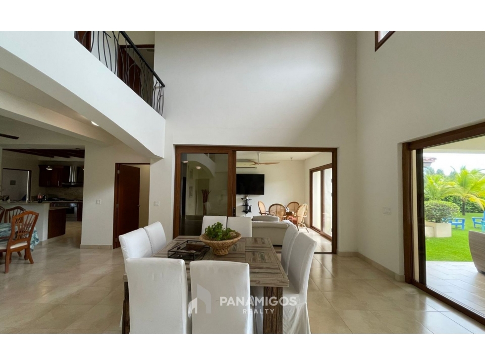 Residencia de lujo en venta frente al lago en Buenaventura - 4