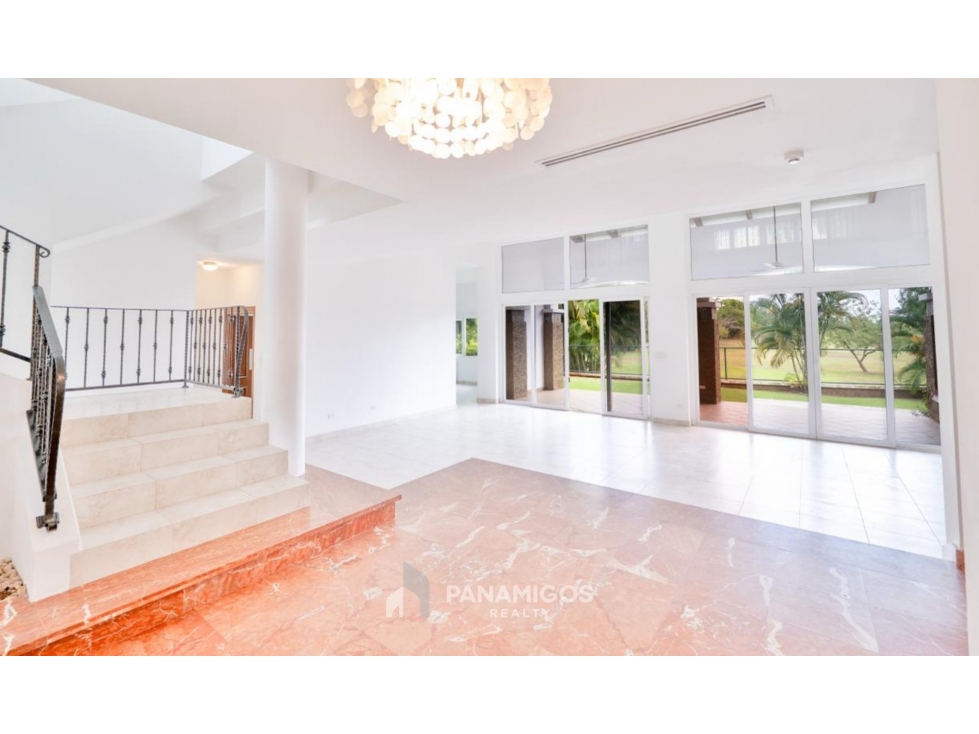Villa en venta en Tucán Country Club - Panamá — foto 4
