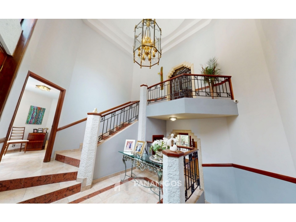 Casa amplia en venta en Dos Mares