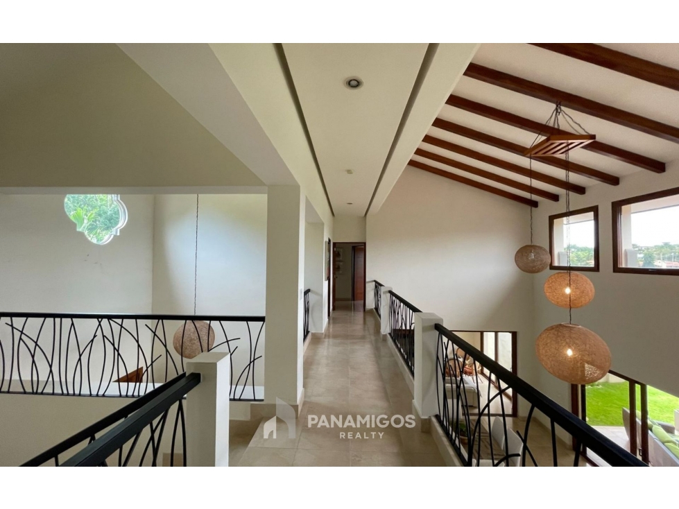 Residencia de lujo en venta frente al lago en Buenaventura - 5