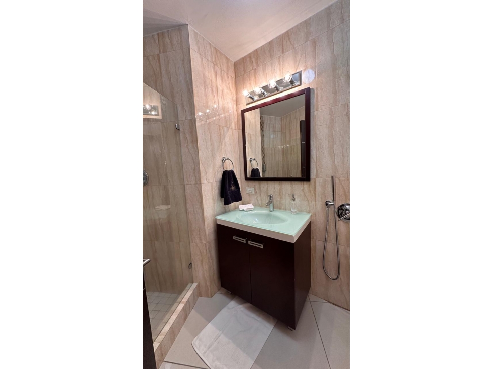 Apartamento en venta en Allure at the Park — foto 6