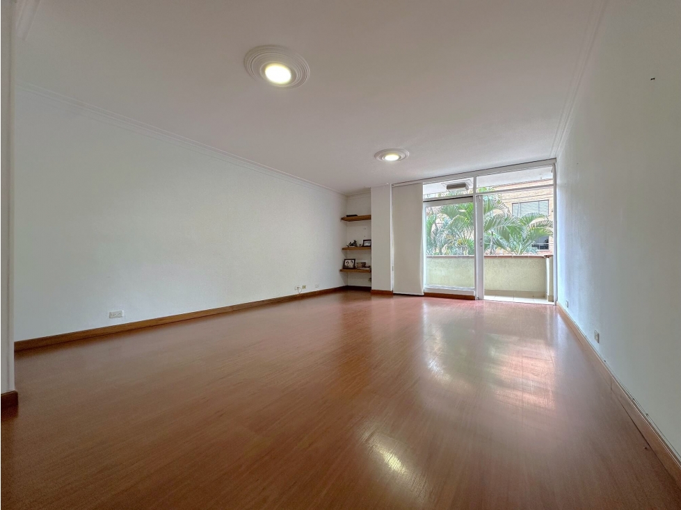 Apartamento En Venta Laureles Medellín
