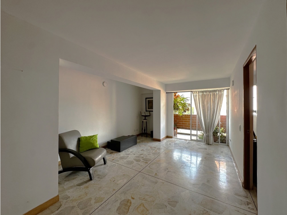 Apartamento Dúplex en Venta Laureles Medellín — foto 2
