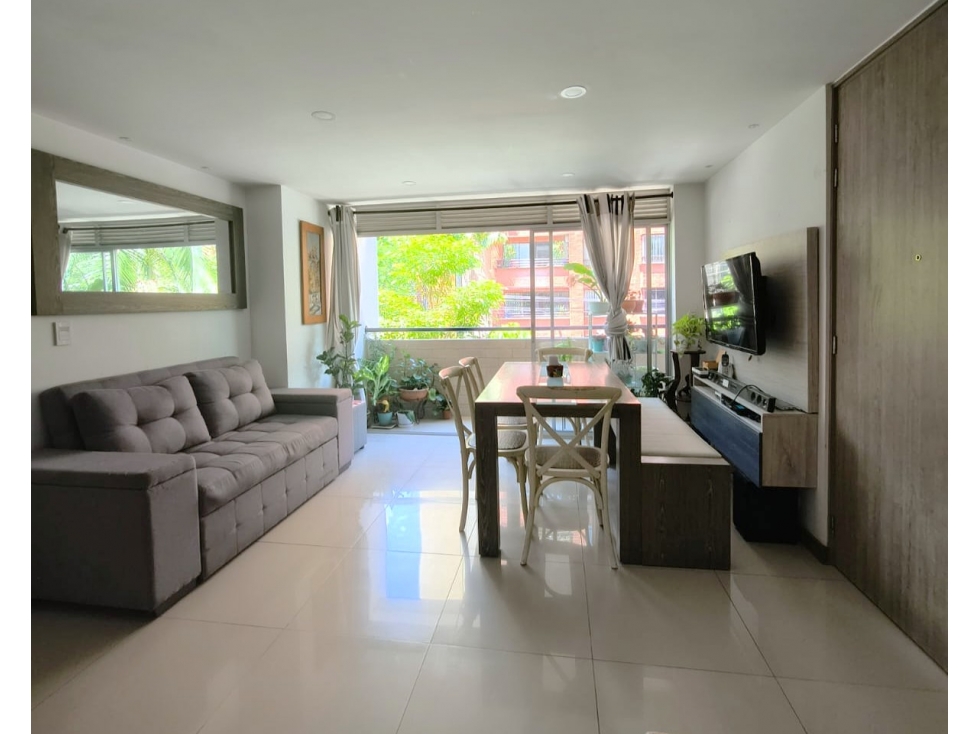 Apartamento En Venta La Floresta Medellín Antioquia — foto 2