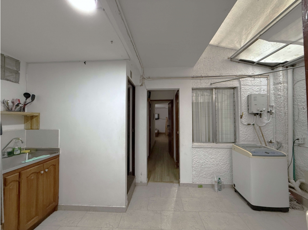 Apartamento Amoblado En Arriendo Estadio Medellín - 2