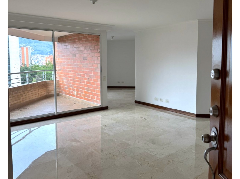 Apartamento En Venta Segundo Parque De Laureles Medellín Antioquia