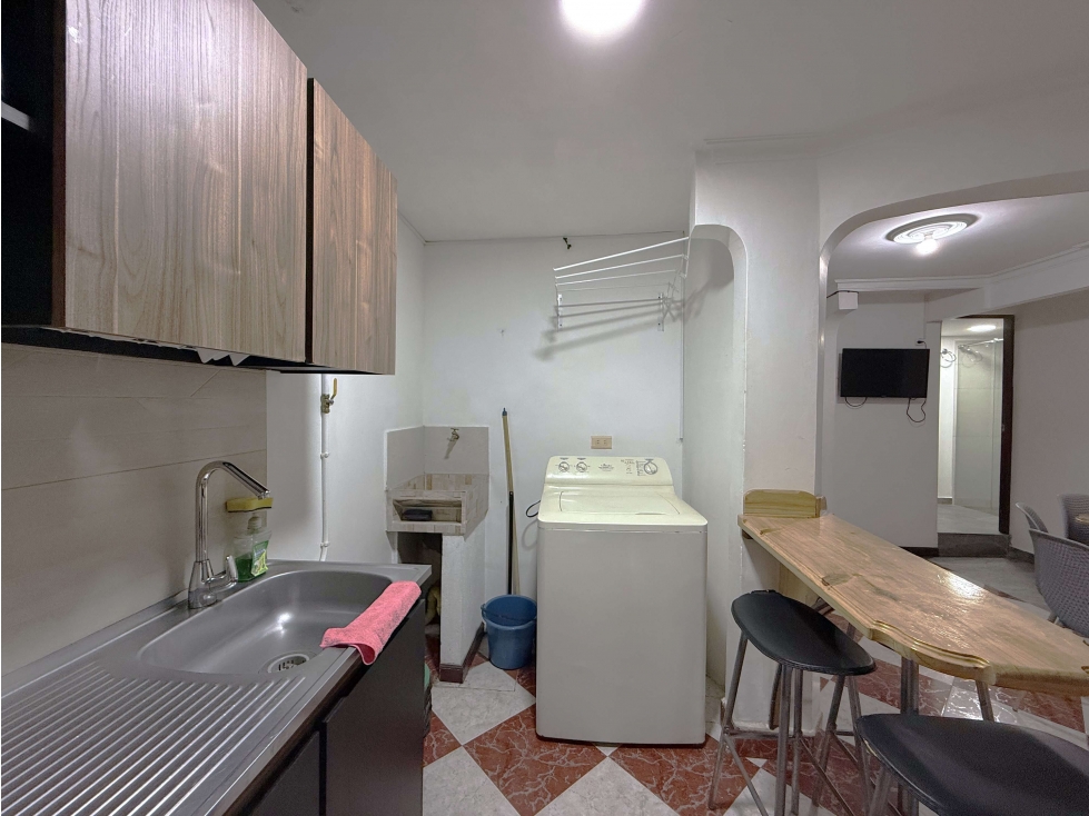 Apartamento Amoblado En Arriendo Estadio Medellín — foto 2