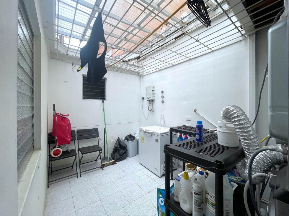 Casa Lote en Venta La Castellana Medellín — foto 6
