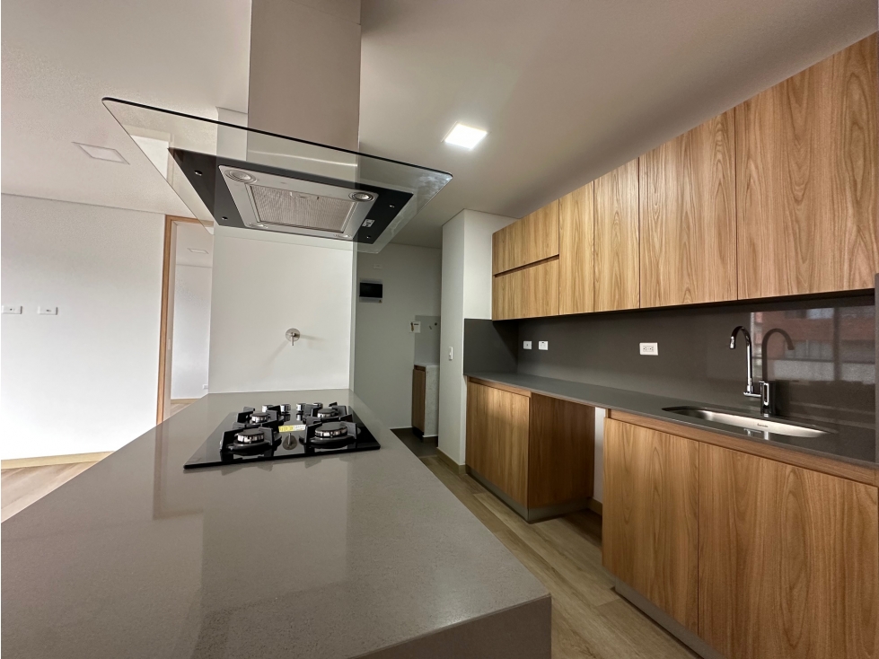 Apartamento En Venta Los Colores Medellín — foto 2