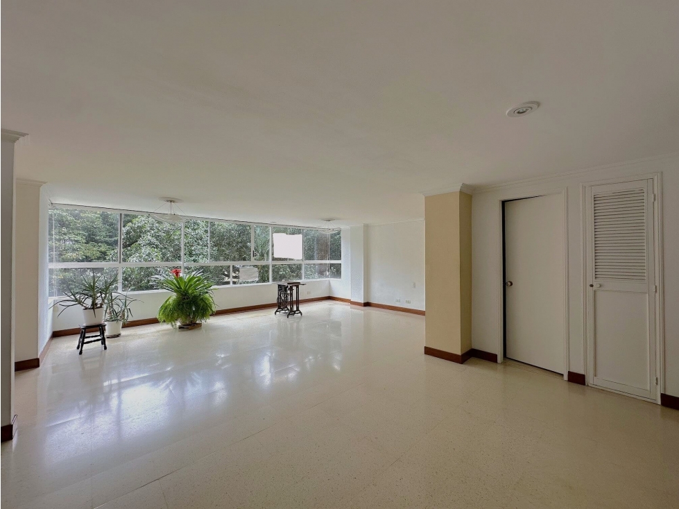 Apartamento En Venta Laureles Segundo Parque Medellín — foto 2