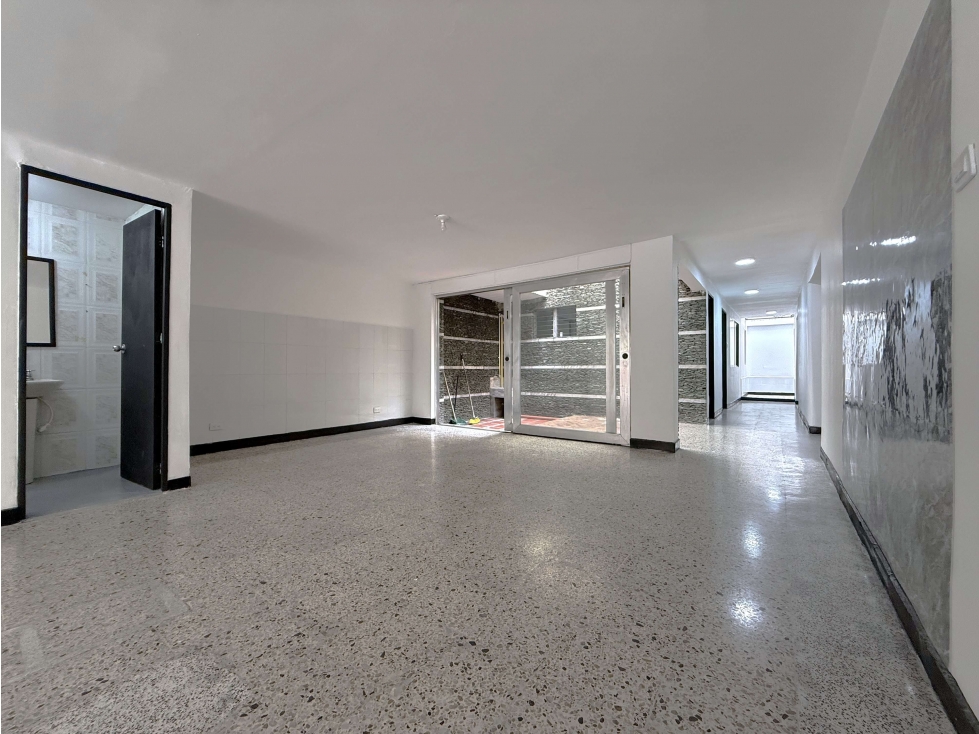 Casa en Arriendo Barrio Calasanz Medellín — foto 2