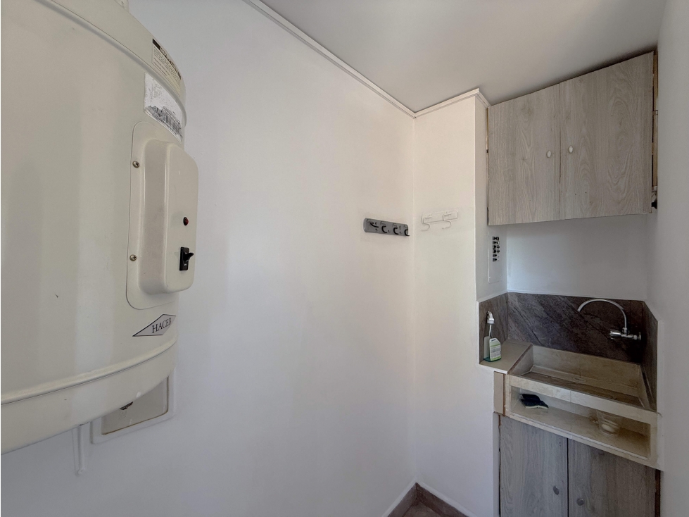 Apartamento En Venta 2do Parque Laureles Medellín — foto 4