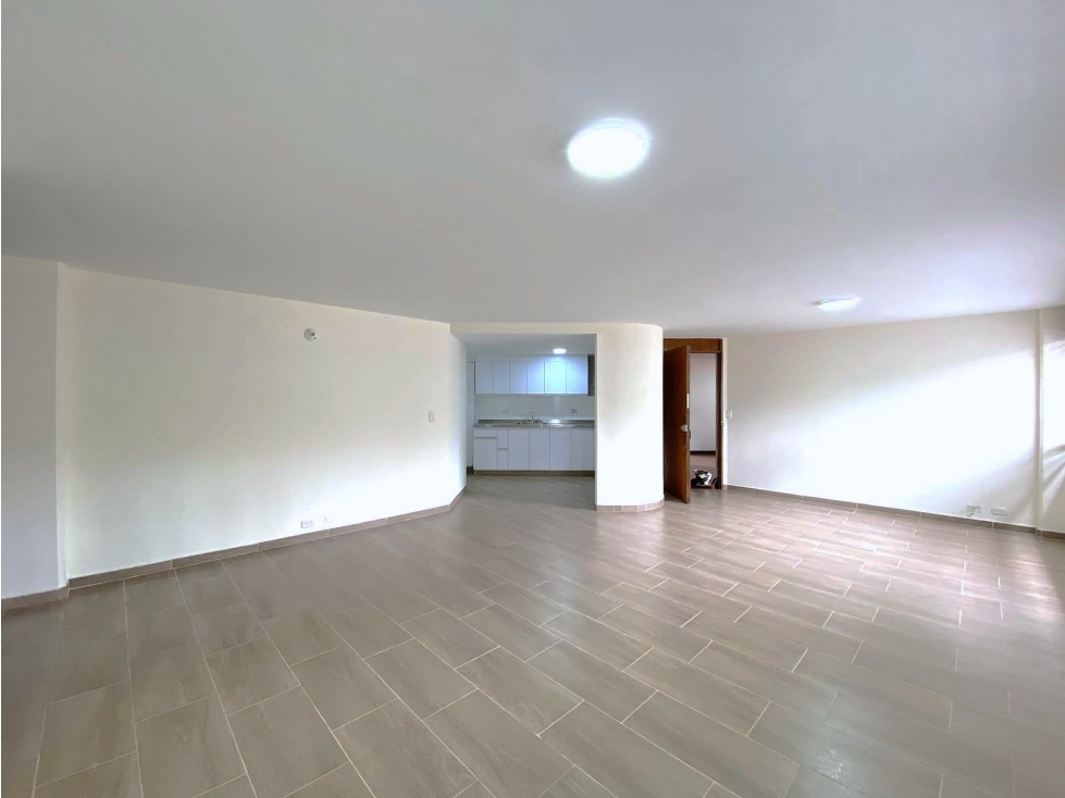 Apartamento en Arriendo el Poblado Medellín — foto 3