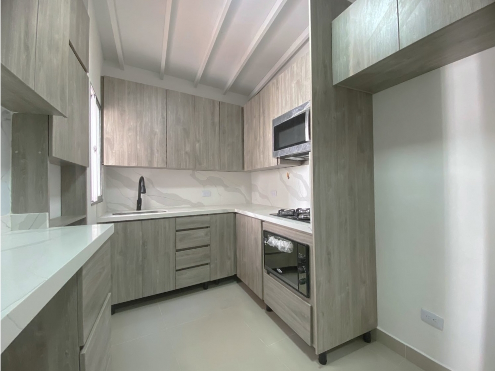 Casa en Arriendo Belén Los Alpes Medellín — foto 6