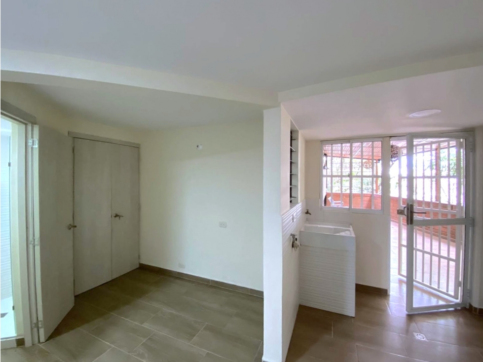 Apartamento en Arriendo el Poblado Medellín — foto 6